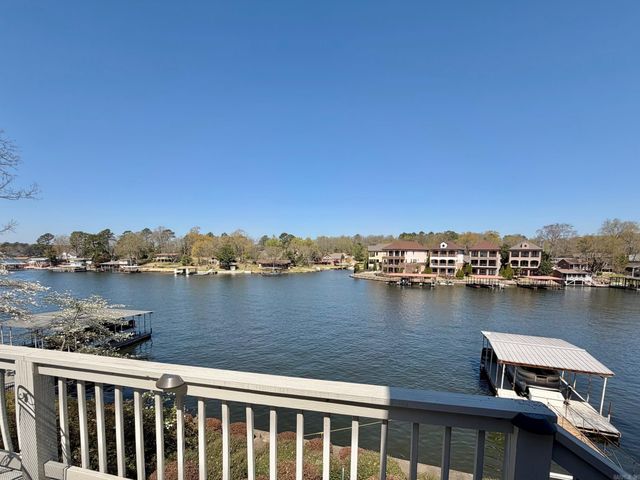 370 Chappel Hill Road, Hot Springs, AR 71913