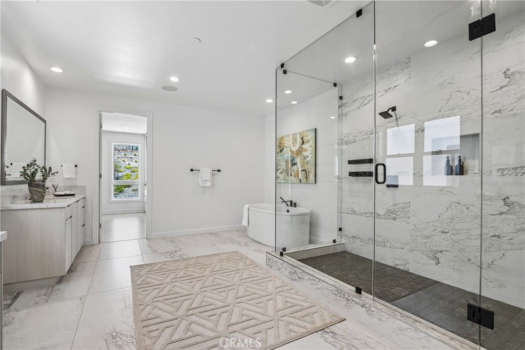 Image 26 of property listing at 20224 W Marlow Lane, Porter Ranch, CA 91326