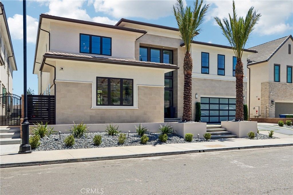 Image 6 of property listing at 20224 W Marlow Lane, Porter Ranch, CA 91326