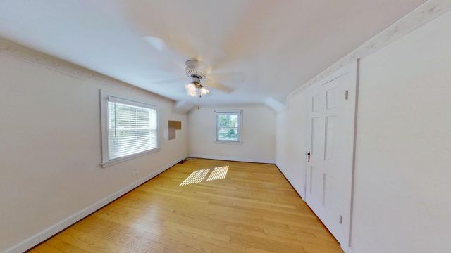 305 N Charlotte Street, Lombard, IL 60148