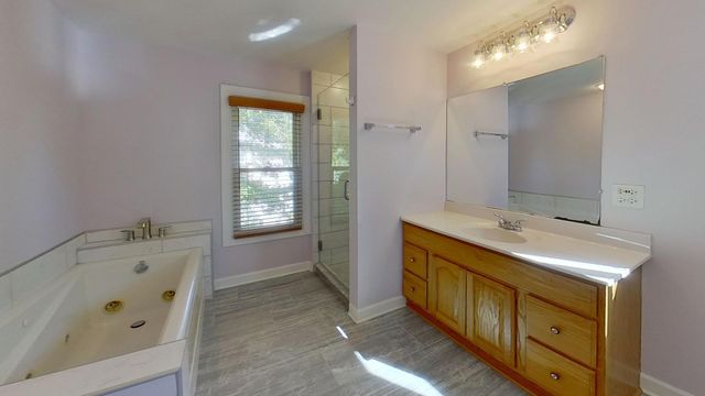 305 N Charlotte Street, Lombard, IL 60148
