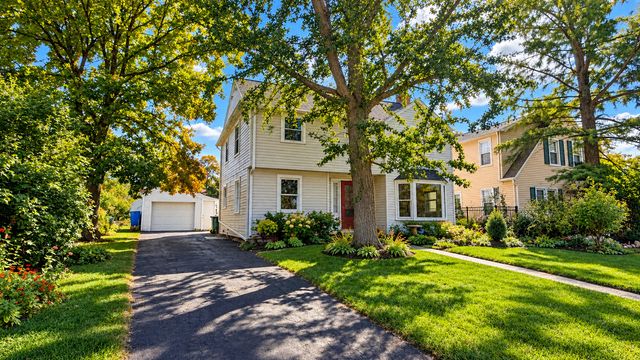 305 N Charlotte Street, Lombard, IL 60148