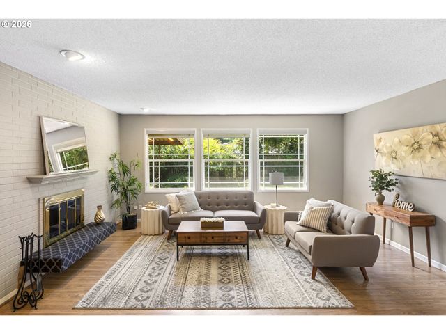 8820 Sw NISQUALLY Ct, Tualatin, OR 97062