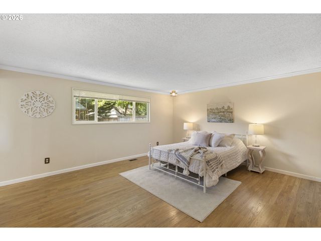 8820 Sw NISQUALLY Ct, Tualatin, OR 97062
