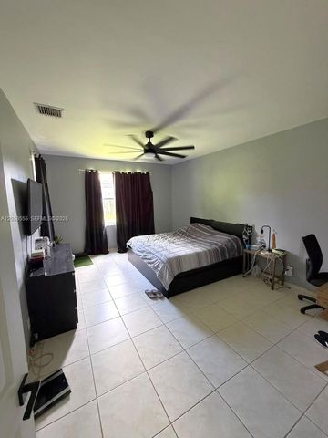 13237 NW 15th Ct, Pembroke Pines, FL 33028