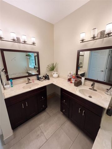 13237 NW 15th Ct, Pembroke Pines, FL 33028