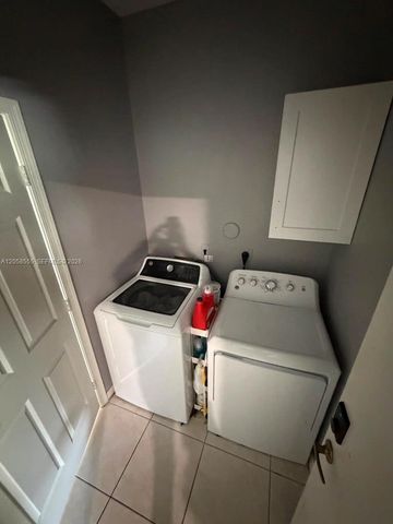 13237 NW 15th Ct, Pembroke Pines, FL 33028