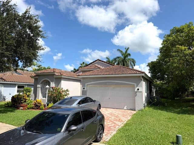 13237 NW 15th Ct, Pembroke Pines, FL 33028