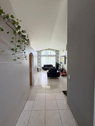 13237 NW 15th Ct, Pembroke Pines, FL 33028