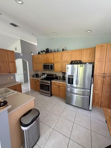13237 NW 15th Ct, Pembroke Pines, FL 33028