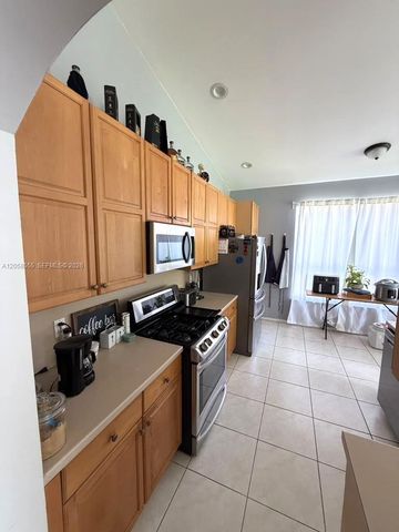 13237 NW 15th Ct, Pembroke Pines, FL 33028