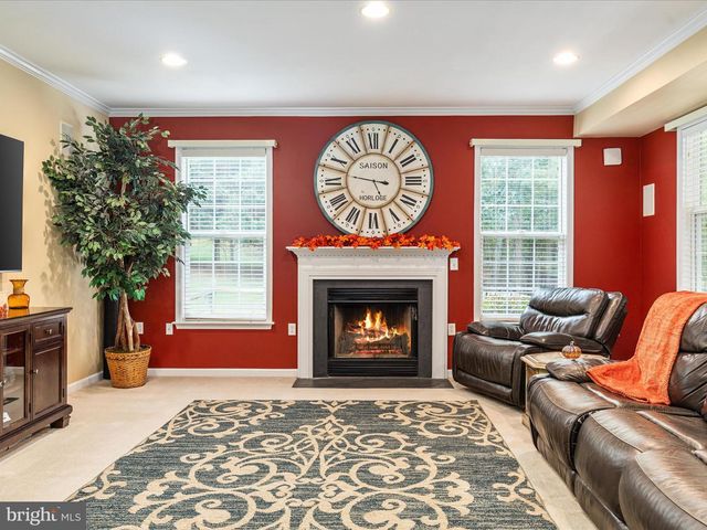 2411 HUNTING RIDGE RD, Winchester, VA 22603