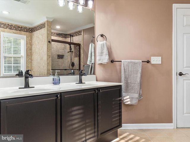 2411 HUNTING RIDGE RD, Winchester, VA 22603