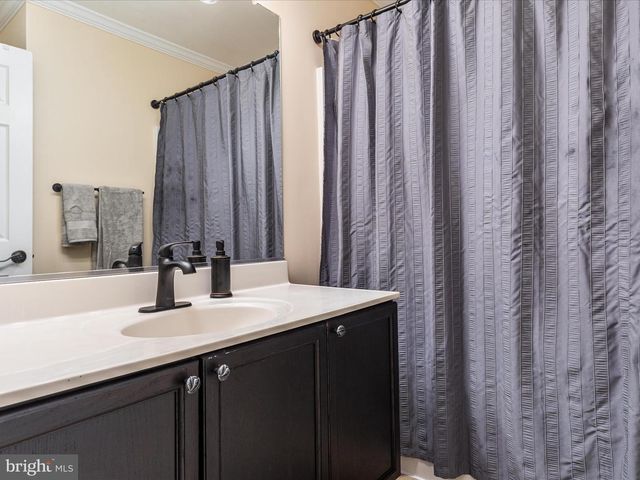 2411 HUNTING RIDGE RD, Winchester, VA 22603