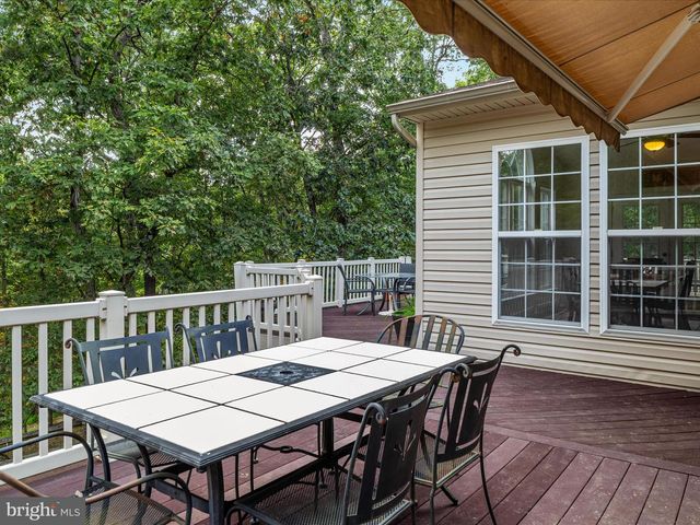 2411 HUNTING RIDGE RD, Winchester, VA 22603