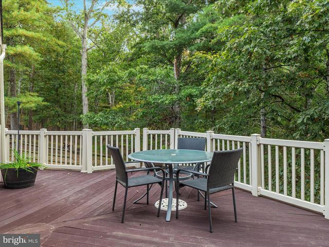 2411 HUNTING RIDGE RD, Winchester, VA 22603