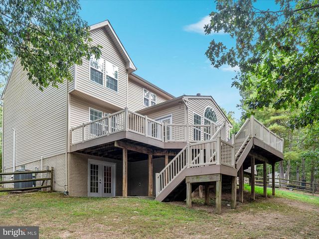 2411 HUNTING RIDGE RD, Winchester, VA 22603