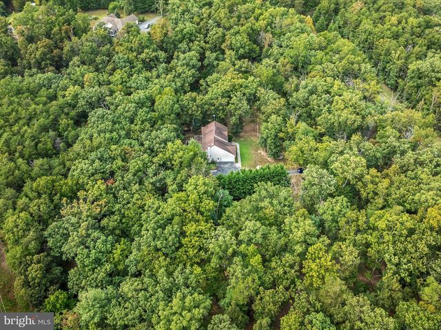 2411 HUNTING RIDGE RD, Winchester, VA 22603