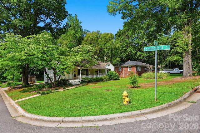 2736 Palm Avenue, Charlotte, NC 28205