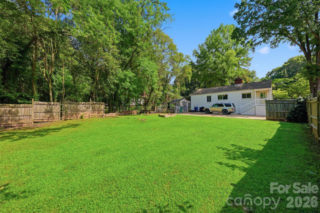 2736 Palm Avenue, Charlotte, NC 28205