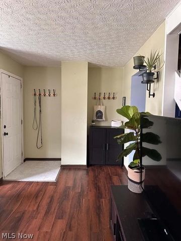 2295 Laurelwood Drive, Columbus, OH 43229