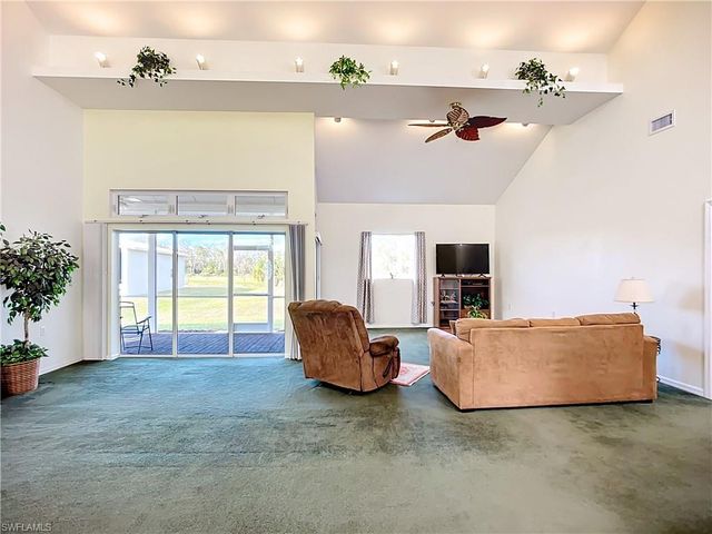 4353 Hidden River RD, Sarasota, FL 34240