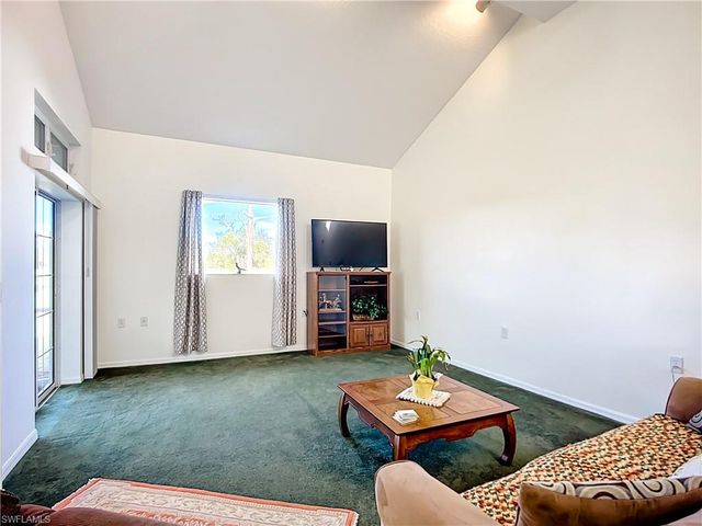 4353 Hidden River RD, Sarasota, FL 34240