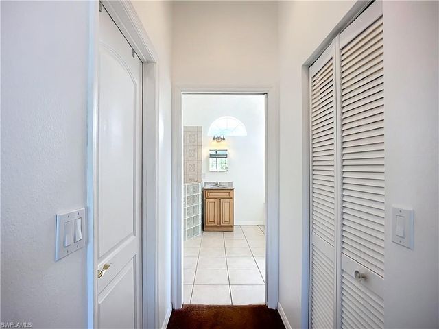 4353 Hidden River RD, Sarasota, FL 34240