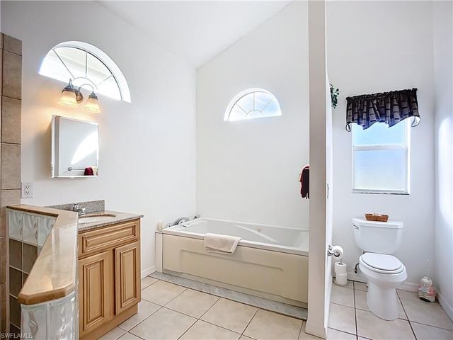 4353 Hidden River RD, Sarasota, FL 34240