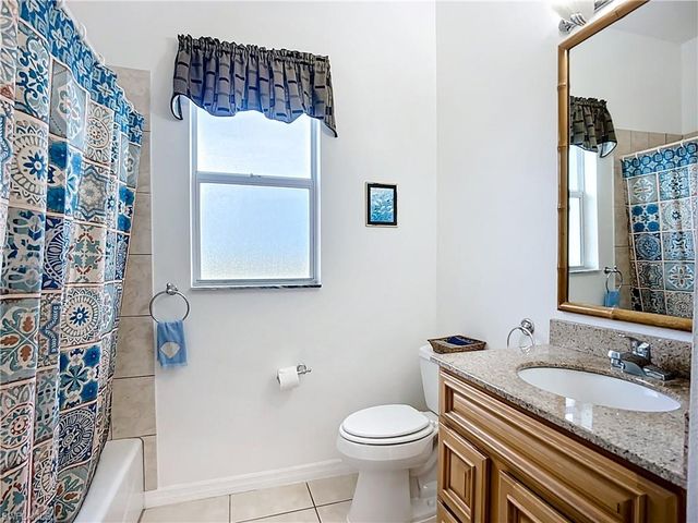 4353 Hidden River RD, Sarasota, FL 34240