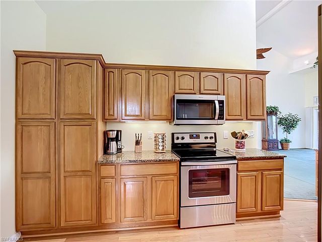 4353 Hidden River RD, Sarasota, FL 34240