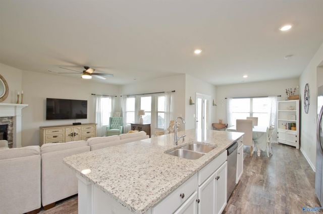 105 Fellington Court, New Market, AL 35761