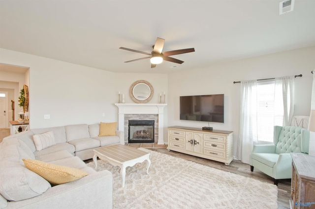 105 Fellington Court, New Market, AL 35761