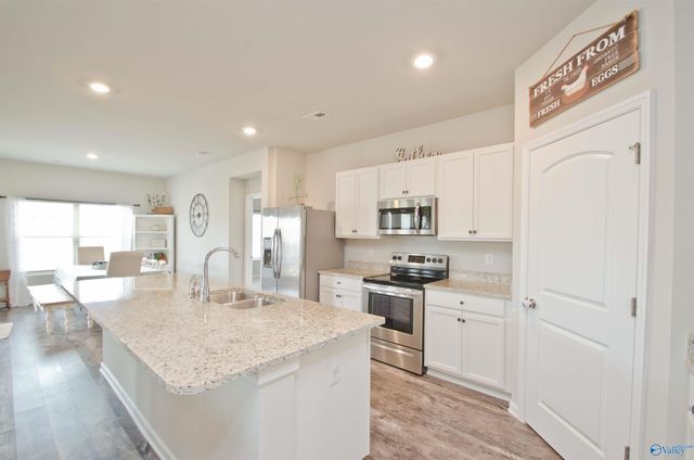 105 Fellington Court, New Market, AL 35761