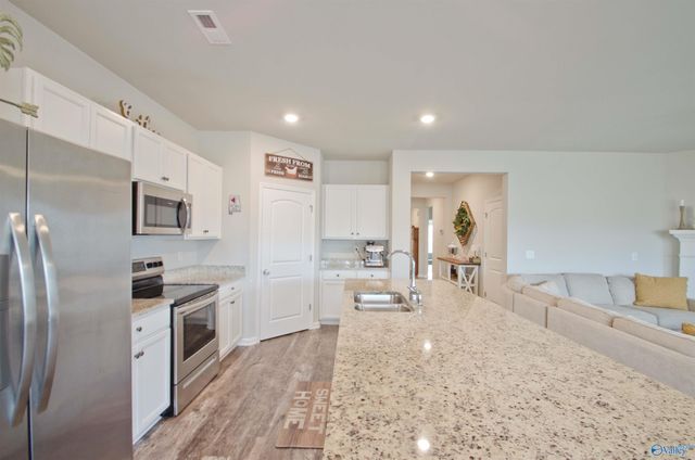 105 Fellington Court, New Market, AL 35761