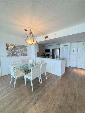 19501 W Country Club Dr 1215, Aventura, FL 33180