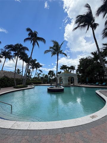 19501 W Country Club Dr 1215, Aventura, FL 33180