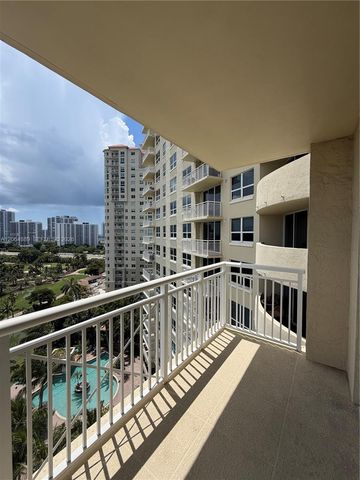19501 W Country Club Dr 1215, Aventura, FL 33180