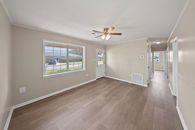 1136 East Camellia Drive, Thibodaux, LA 70301