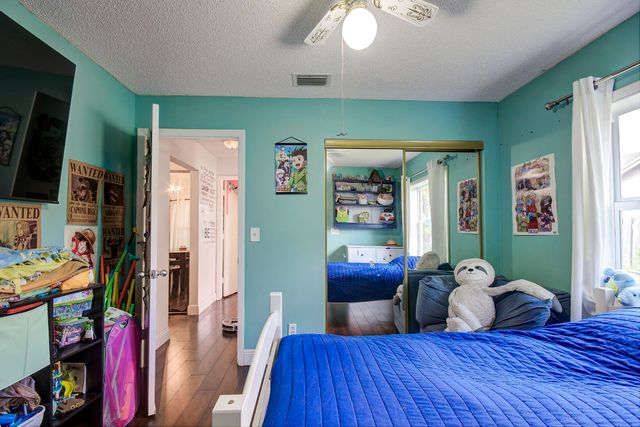 35 CEDAR Circle, Boynton Beach, FL 33436