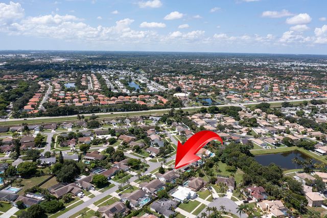 35 CEDAR Circle, Boynton Beach, FL 33436