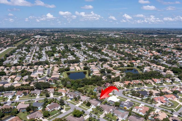 35 CEDAR Circle, Boynton Beach, FL 33436