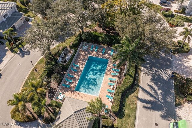 8496 Southbridge DR 3, Estero, FL 33967