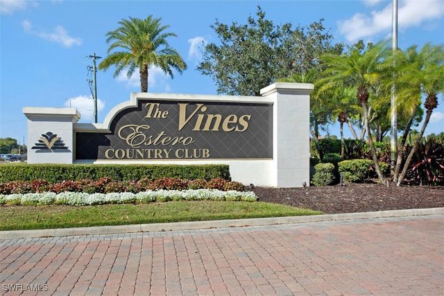 8496 Southbridge DR 3, Estero, FL 33967