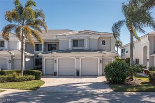 8496 Southbridge DR 3, Estero, FL 33967