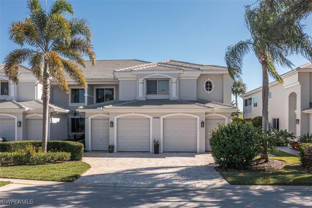 8496 Southbridge DR 3, Estero, FL 33967