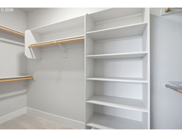 210 Nw 16th Ave, Canby, OR 97013