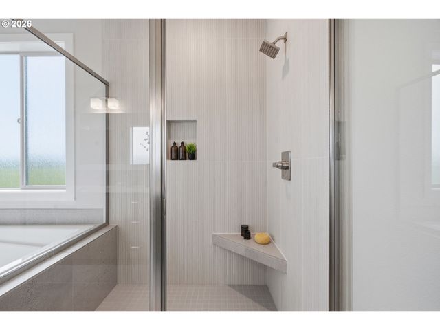 210 Nw 16th Ave, Canby, OR 97013