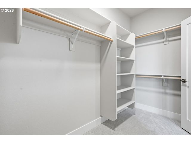 210 Nw 16th Ave, Canby, OR 97013