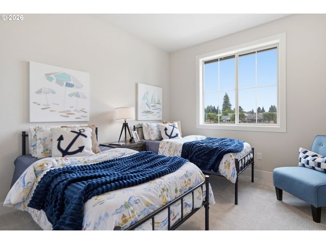 210 Nw 16th Ave, Canby, OR 97013